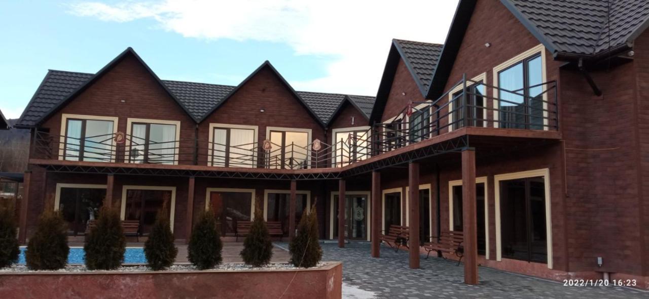 Four Seasons In Carpathians Hotel Migovo Exterior photo