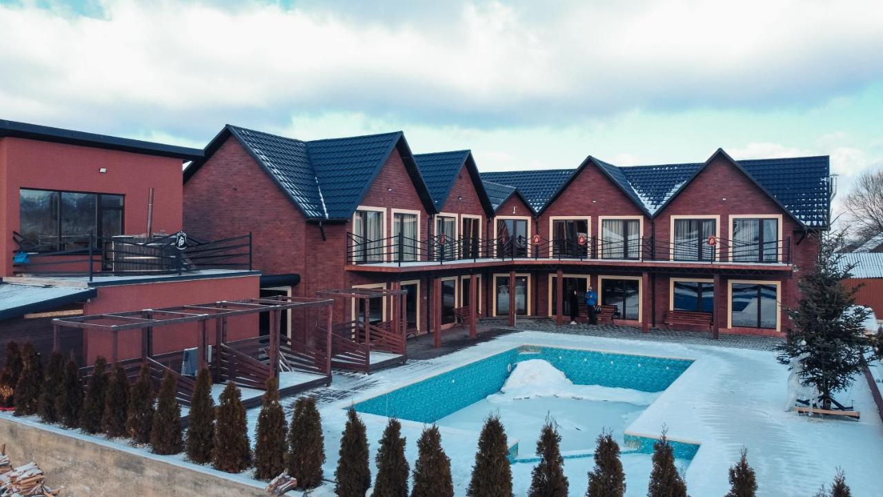 Four Seasons In Carpathians Hotel Migovo Exterior photo